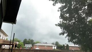 USA: Tornado captured in Maryland