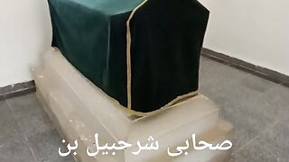 1400 saal band b sahabi e RASOOL S.A.W ki qabar se quadratic khusboo ka anawww...