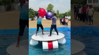 Water Wrestling Float or Flop