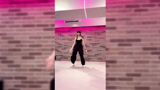 Indian Girl Shanaya Dance 3