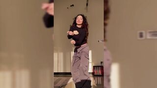 Pakistani StarGirl Mehar Bano Dance