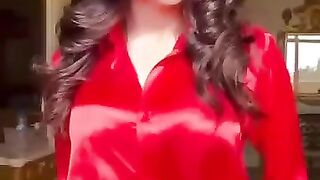 chana ve chana#reddress#fashion#viralfashion#bollywood#fashion