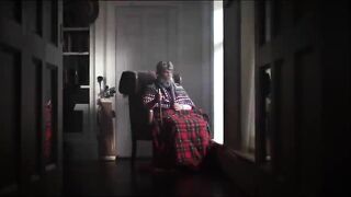 TONES AND I - DANCE MONKEY (ОФИЦИАЛЬНОЕ ВИДЕО)(720P_HD).
