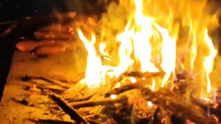 Bakar bakaran malam hari