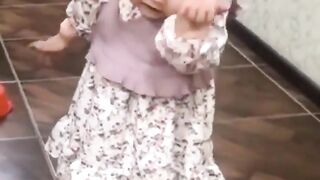 Bébé gantil