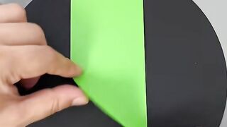 Magical making of paperwork frog art
