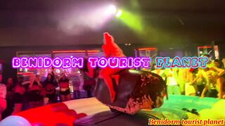 Two best crazy friends enjoying mechanical bull riding #benidorm bull riding ???????????????? May19th2024