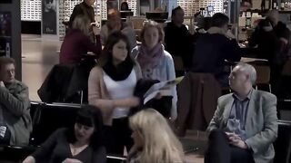 Funniest_Airport_Prank 2