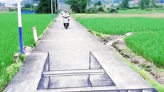 Amazing road art