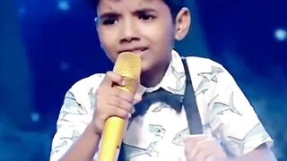 Chand chupa badal mein ????????????????