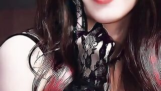 Nancy momoland