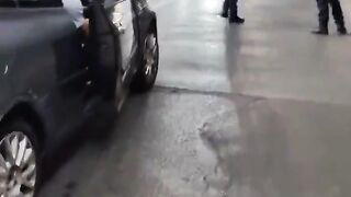 Civilian Heroes: Passerby Outsmarts Armed Police Women in Marseille