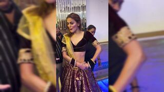 Indian Shemale Khushi Dance