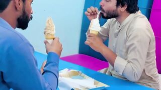 ICE CREAM Se Nikli Sony Ki Chain