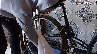 شاهذ طريقة تنظيف الملابس من وسخ الزيت المحروقة
