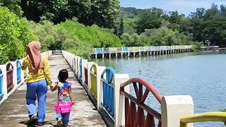 Liburan di pantai logending, kebumen