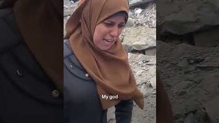 Gaza woman leaves home for flour, returns to find family buried under rubble 2