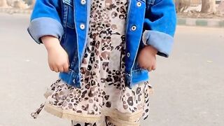 baby dance is very interesting video