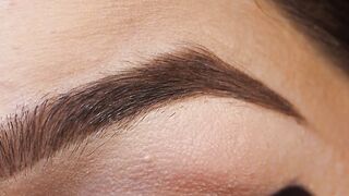 Gold And Blue Cut crease Eye Makeup Look