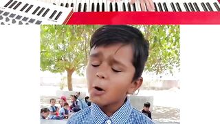 Small wonderfully sings big feelings