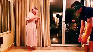 ده لو الازازه مراته التانيه مش كده????