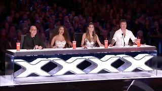 America's Got Talent COURTNEY HADWIN  2018 VIRAL GIRL