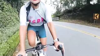 Poor girl! An unexpected bicycle accident