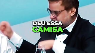 Elvis porteiro deu de presente