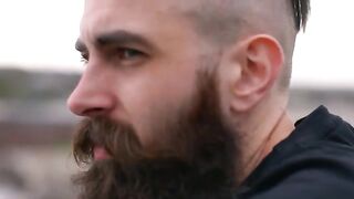 British Competitive Eaters Take On EPIC Burger CHALLENGE!  Battle Of The Super Eaters  All 4