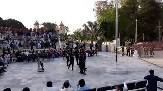 India Pakistan Hottest Border Zero Crossing Area | India Pakistan Flag Lowering ceremony
