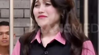 AYU DILEDEKIN WENDI ????