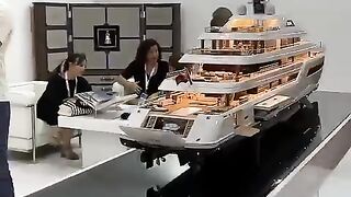 200MIL_Zen_Super_Yacht????_in_Dubai_#superyacht_#megaycaht_#yacht(480p).