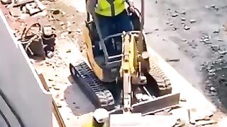 Building bloopers & construction fails