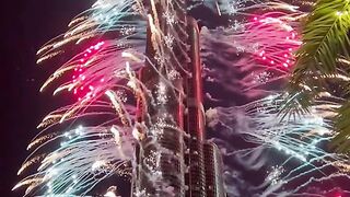 happy new year fireworks 2023.