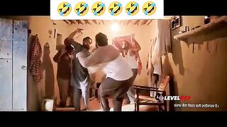 Waikhi Jao nawi jawani da mujra