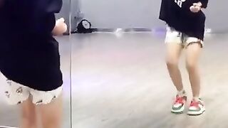little girl dance performance