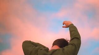 Alec Benjamin - Swim [Official Lyric Video](360P).