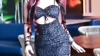 Mujay tere leye banaya giya o harjai aayi aayi beautiful short skirt fashion