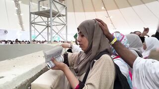 Hajj pilgrims 'stone the devil' as Muslims mark Eid al-Adha | AFP
