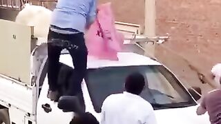 خروف العيد ???????? محدش عارف يسيطر عليه