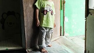 Nafis dan huda bermain