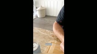 Laugh with General, a dog that imitates its owner3
