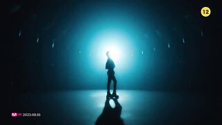 EVERGLOW - SLAY MV(720P_HD).