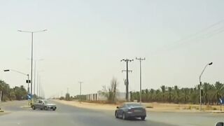 موقف مضحك  ويادار مادخلك شر
