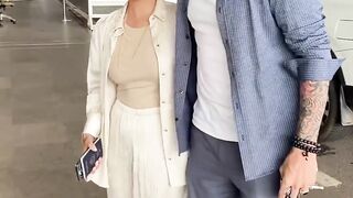 Sunny Leone was clicked with Daniel Weber at the airport #sunnyleone #shorts #viral #youtubeshorts #trending #shortvideo #ytshorts