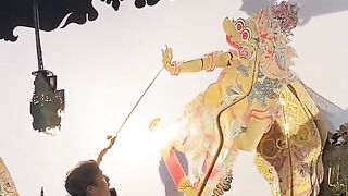 traditional drama of java