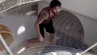 Incredible handwoven net house in Thailand  Credit: @treenetwillys
