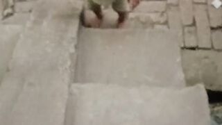 بارش کا موسم اور بچہ