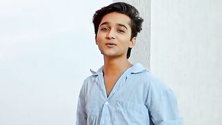 Indian singer faiz