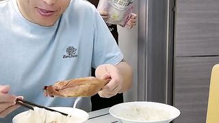 Amazing food comedy